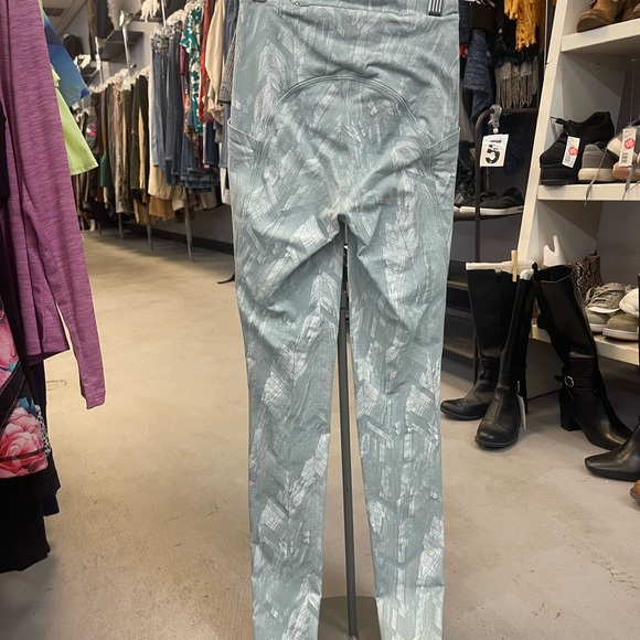 lululemon athletica Light Blue Geometric Leggings - Picture 3 of 5